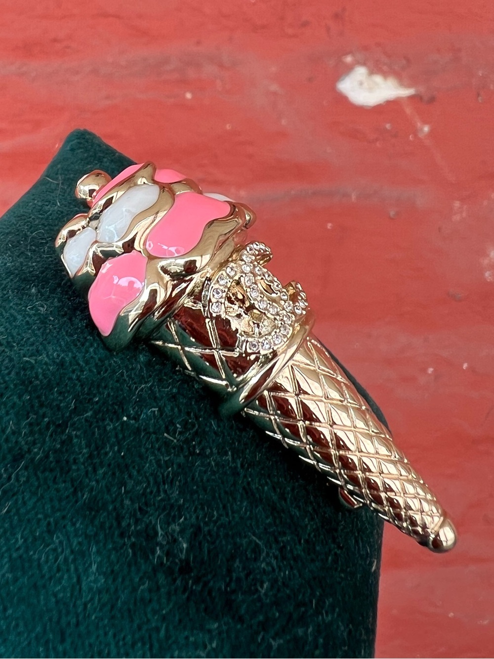 CHANEL Cruise(26C) Ice Cream Brooch - Authentic